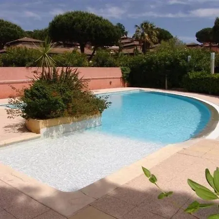 Apartment Le Lavandou, 2 Pieces, 4 Personnes - Fr-1-251-634